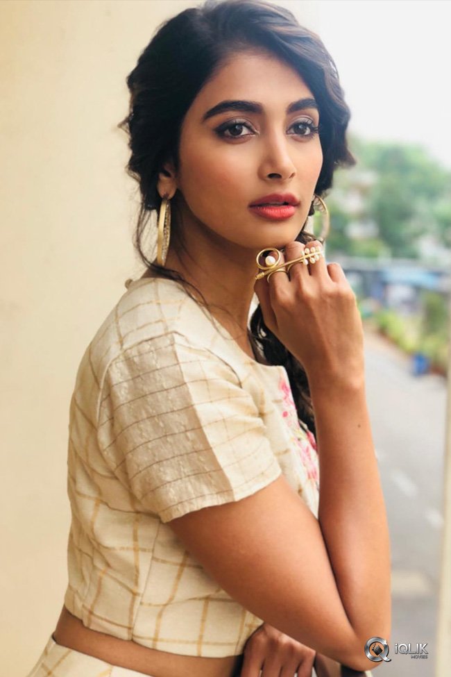 Pooja-Hegde